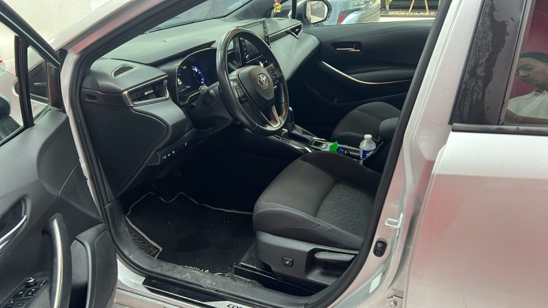 TOYOTA COROLLA BERLINE HYBRIDE 1.8 DYNAMIC BUSINESS 122cv/1 ERE MAIN/TVA RECUPERABLE