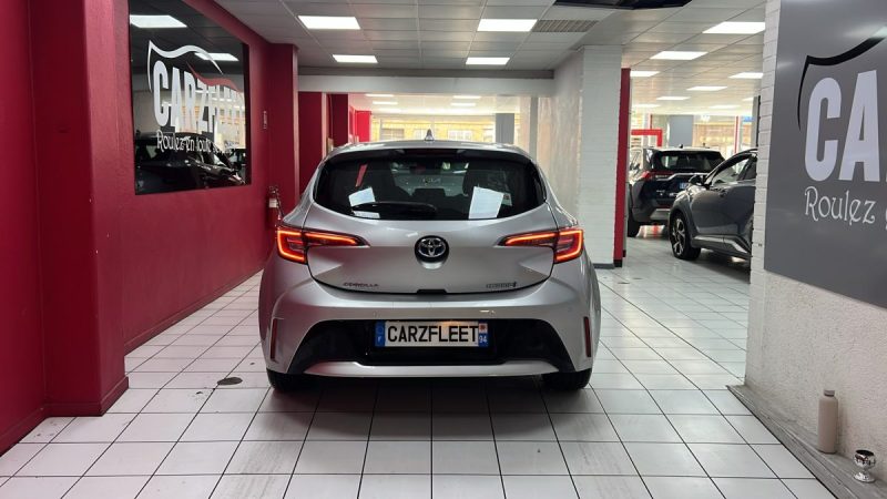 TOYOTA COROLLA BERLINE HYBRIDE 1.8 DYNAMIC BUSINESS 122cv/1 ERE MAIN/TVA RECUPERABLE