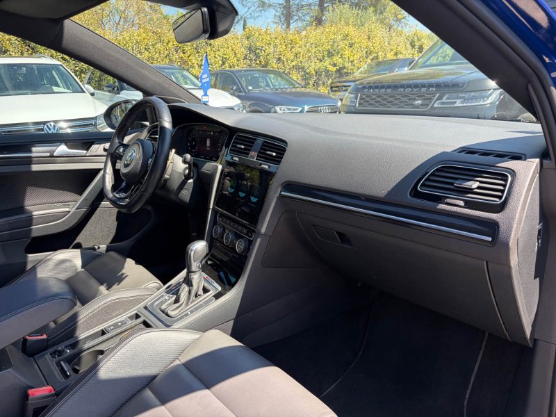 VOLKSWAGEN GOLF 7R /TOIT PANO/AKRA/DYNAUDIO