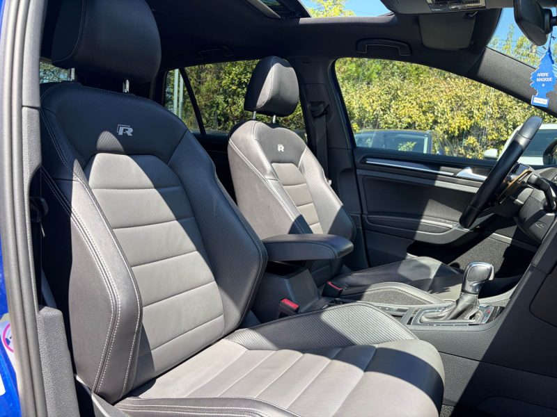 VOLKSWAGEN GOLF 7R /TOIT PANO/AKRA/DYNAUDIO