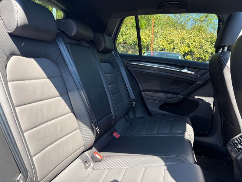 VOLKSWAGEN GOLF 7R /TOIT PANO/AKRA/DYNAUDIO
