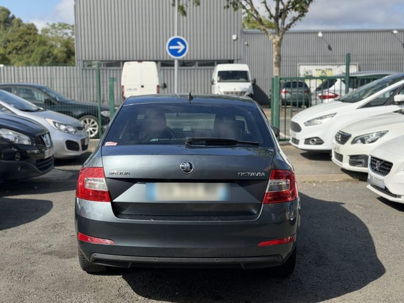 SKODA OCTAVIA III 1.6 TDI 110 cv - GARANTIE 12 mois - Green Tec Edition 