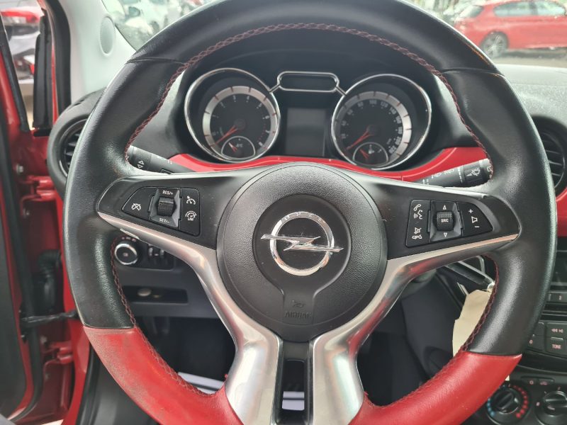 SUPERBE OPEL ADAM 1.4 TWINPORT 87 JAM 2013