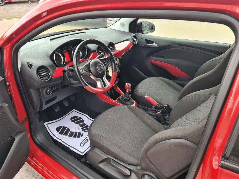SUPERBE OPEL ADAM 1.4 TWINPORT 87 JAM 2013