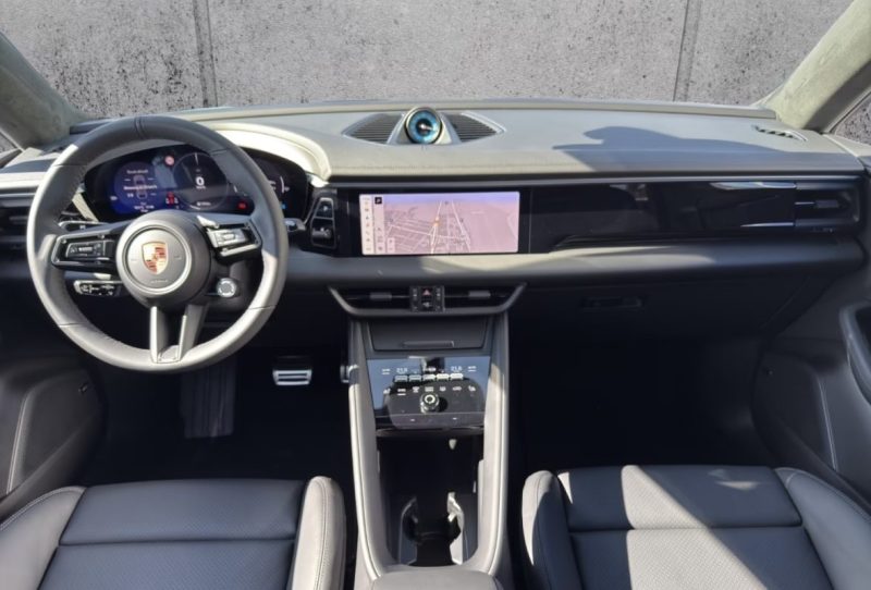 Porsche MACAN 4S 100KWH 517CH ROUES DIRECTRICES BOSE