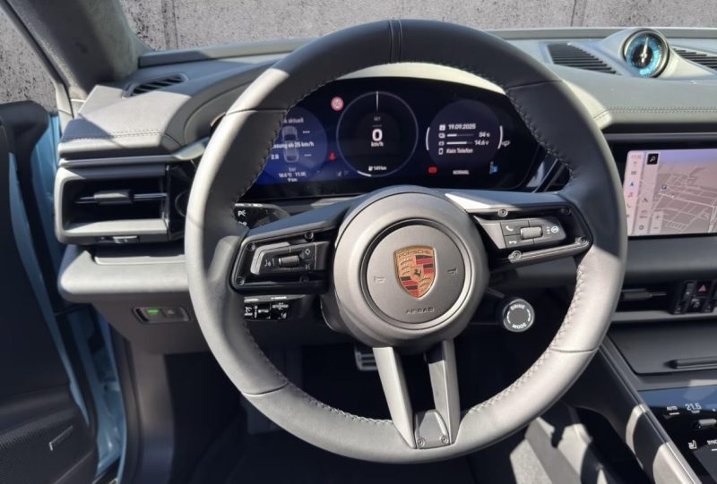 Porsche MACAN 4S 100KWH 517CH ROUES DIRECTRICES BOSE