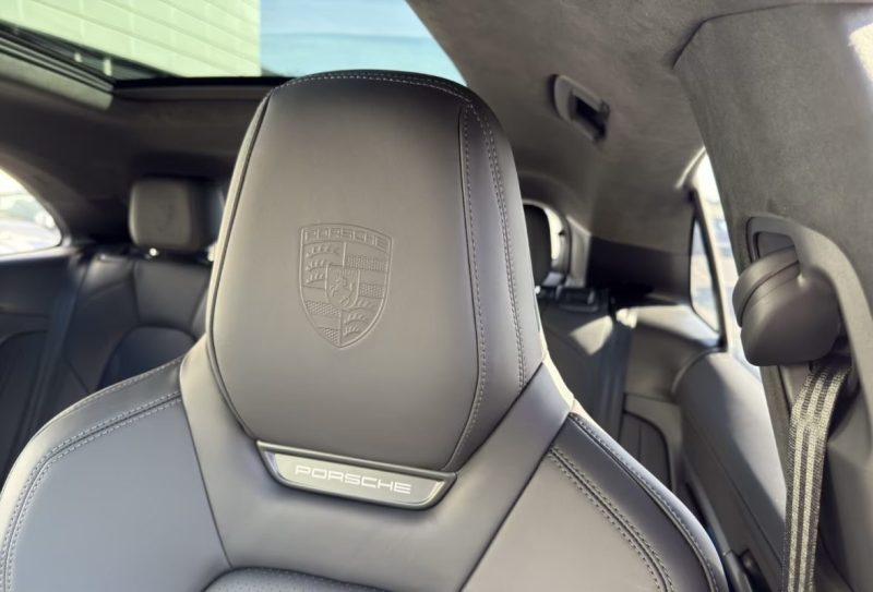 Porsche MACAN 4S 100KWH 517CH ROUES DIRECTRICES BOSE