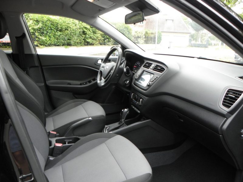 HYUNDAI  I20  II 1.0 T-GDI 100 CRÉATIVE DCT-7 2020