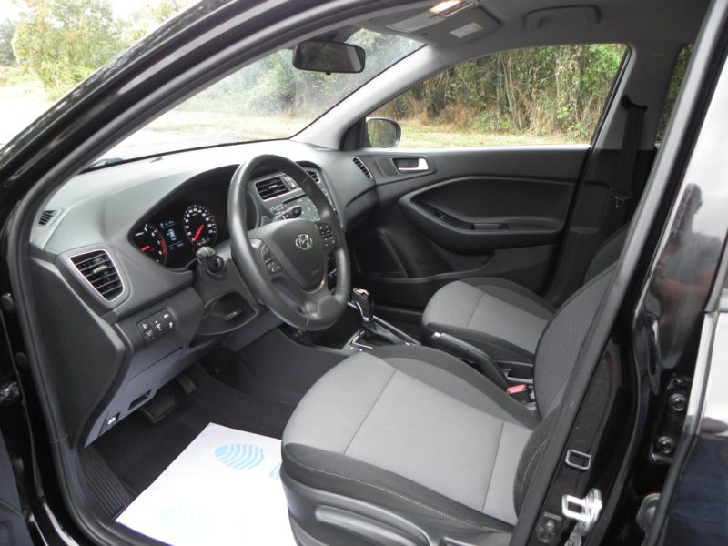 Hyundai  I20  II 1.0 T-GDI 100ch Créative DCT-7 • 2ème main • Entretien Hyundai