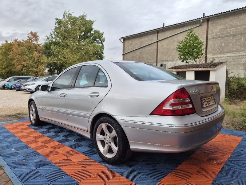 MERCEDES-BENZ CLASSE C (W203)  2007