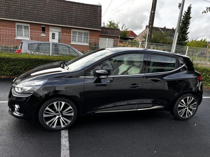 RENAULT CLIO IV TCE 120 INITIALE PARIS EDC 2015
