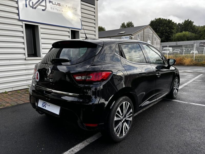 RENAULT CLIO IV TCE 120 INITIALE PARIS EDC 2015