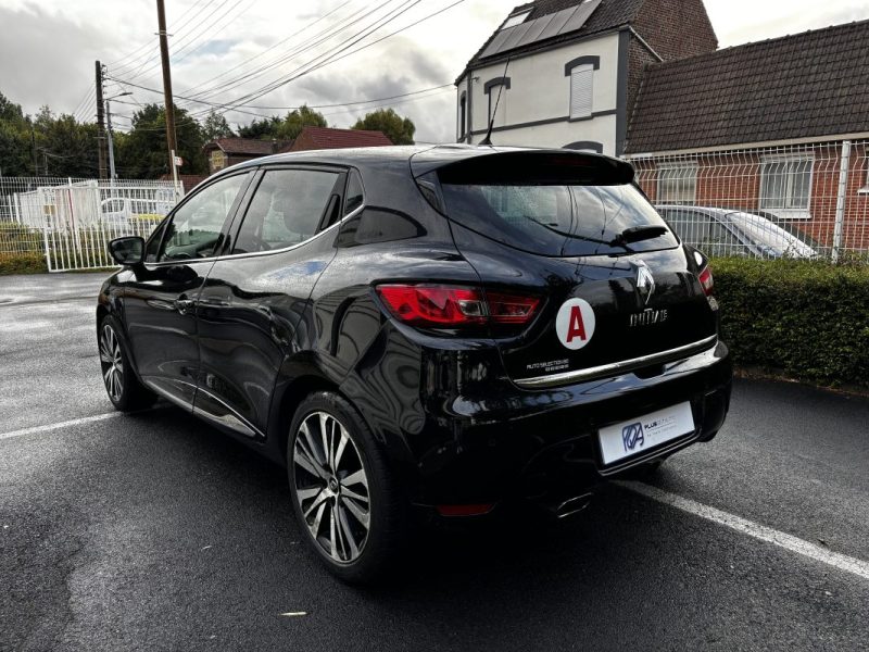 RENAULT CLIO IV TCE 120 INITIALE PARIS EDC 2015