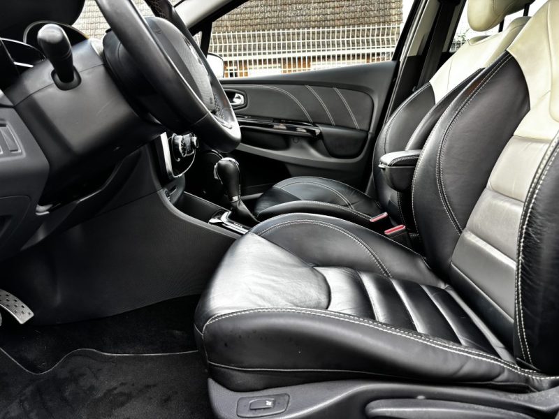 RENAULT CLIO IV TCE 120 INITIALE PARIS EDC 2015