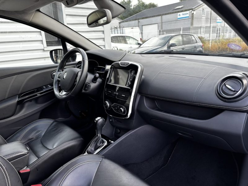 RENAULT CLIO IV TCE 120 INITIALE PARIS EDC 2015