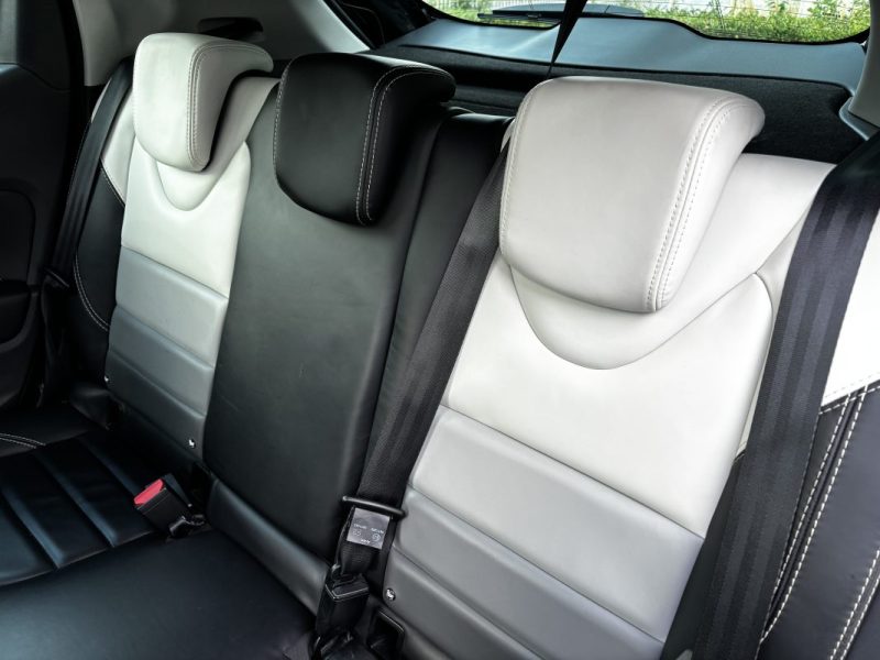 RENAULT CLIO IV TCE 120 INITIALE PARIS EDC 2015