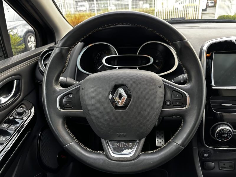 RENAULT CLIO IV TCE 120 INITIALE PARIS EDC 2015