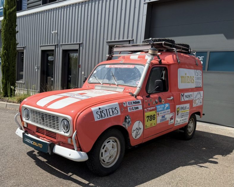 RENAULT R4 F F4 - Rien à prévoir - Pièces de rechange