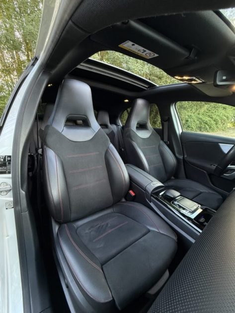Mercedes Classe A 200d AMG Line  (Toit Ouvrant | Caméra 360° | Sièges électriques chauffant)