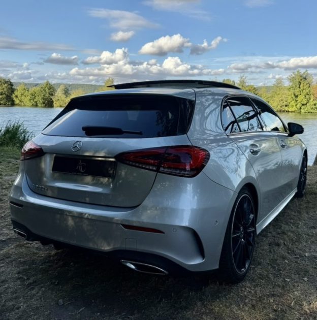 Mercedes Classe A 200d AMG Line  (Toit Ouvrant | Caméra 360° | Sièges électriques chauffant)