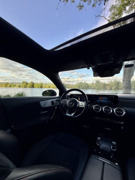 Mercedes Classe A 200d AMG Line  (Toit Ouvrant | Caméra 360° | Sièges électriques chauffant)