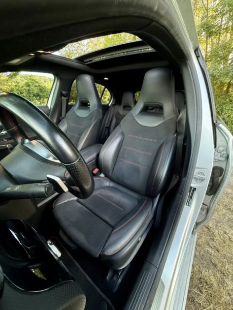 Mercedes Classe A 200d AMG Line  (Toit Ouvrant | Caméra 360° | Sièges électriques chauffant)