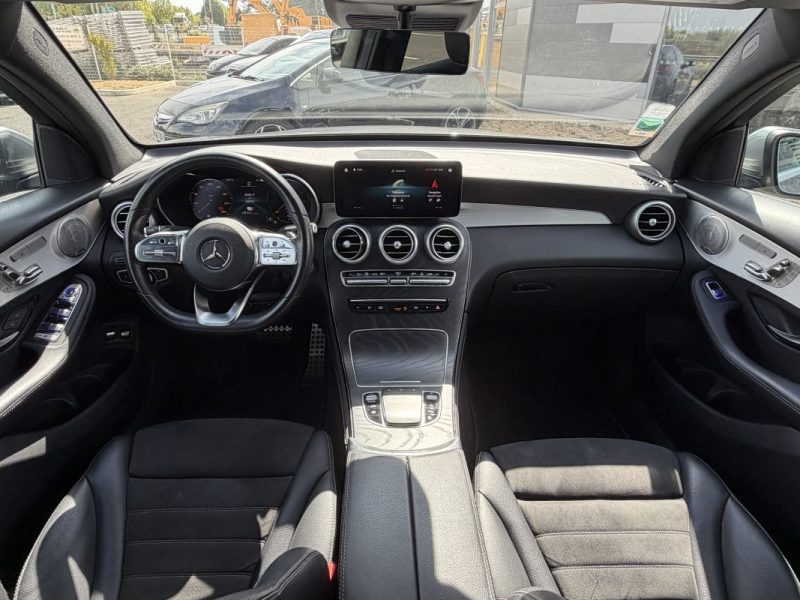 MERCEDES GLC 300E COUPE EQ POWER 4MATIC AMG Line 2020 FULL ENTRETIEN MERCEDES GARANTIE 12 MOIS