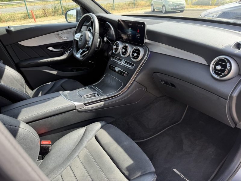 MERCEDES GLC 300E COUPE EQ POWER 4MATIC AMG Line 2020 FULL ENTRETIEN MERCEDES GARANTIE 12 MOIS