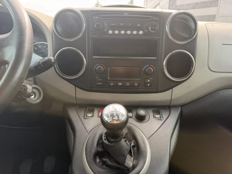 PEUGEOT PARTNER Tepee 1.6 HDI 110 LOISIRS 2009 ENTRETIEN GARANTIE 6 MOIS 