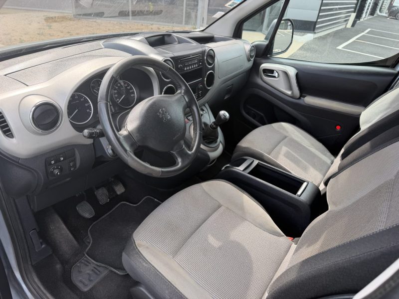 PEUGEOT PARTNER Tepee 1.6 HDI 110 LOISIRS 2009 ENTRETIEN GARANTIE 6 MOIS 