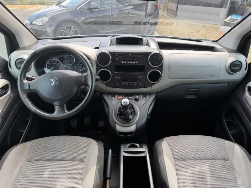 PEUGEOT PARTNER Tepee 1.6 HDI 110 LOISIRS 2009 ENTRETIEN GARANTIE 6 MOIS 