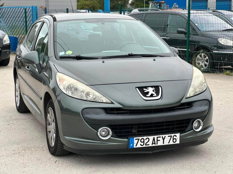 PEUGEOT 207 1.4 VTI 95