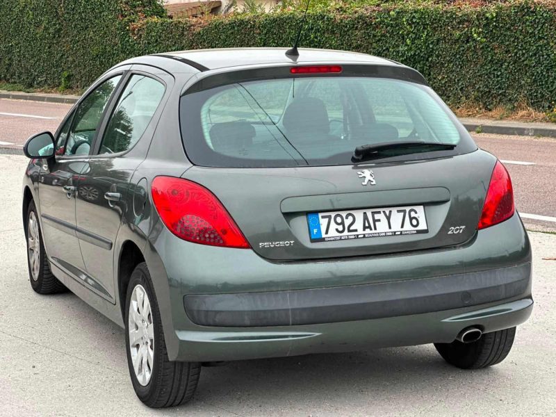 PEUGEOT 207 1.4 VTI 95