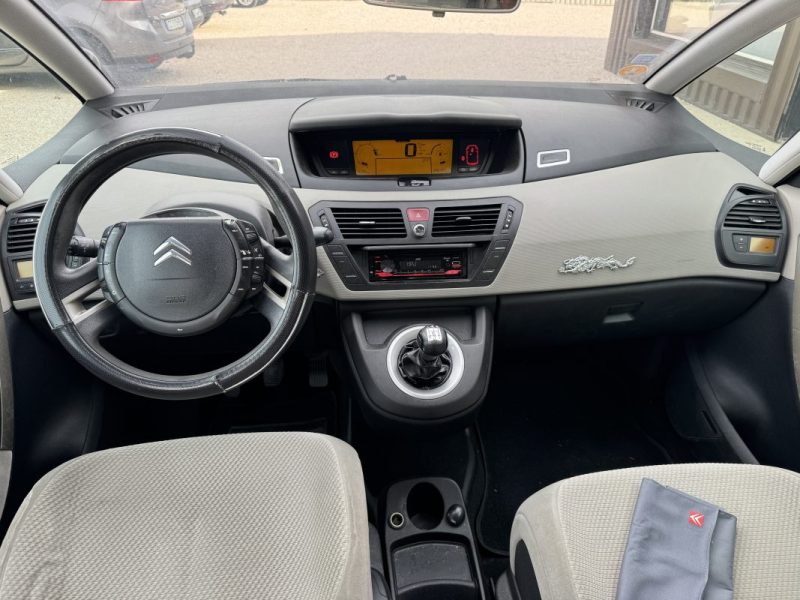 UNIQUEMENT POUR PROFESSIONNEL / CITROEN C4 PICASSO 1.6 HDI 110 cv