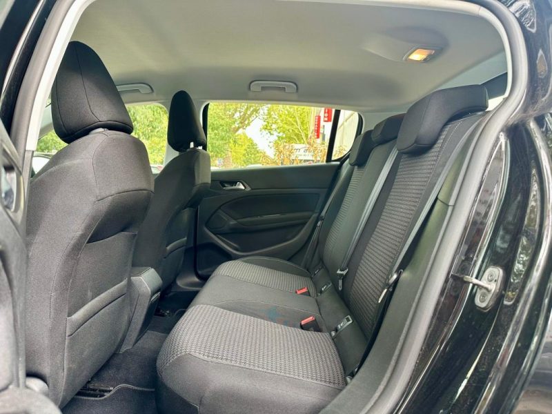 PEUGEOT 308 1.5 BlueHDI 130 ACTIVE EAT8 