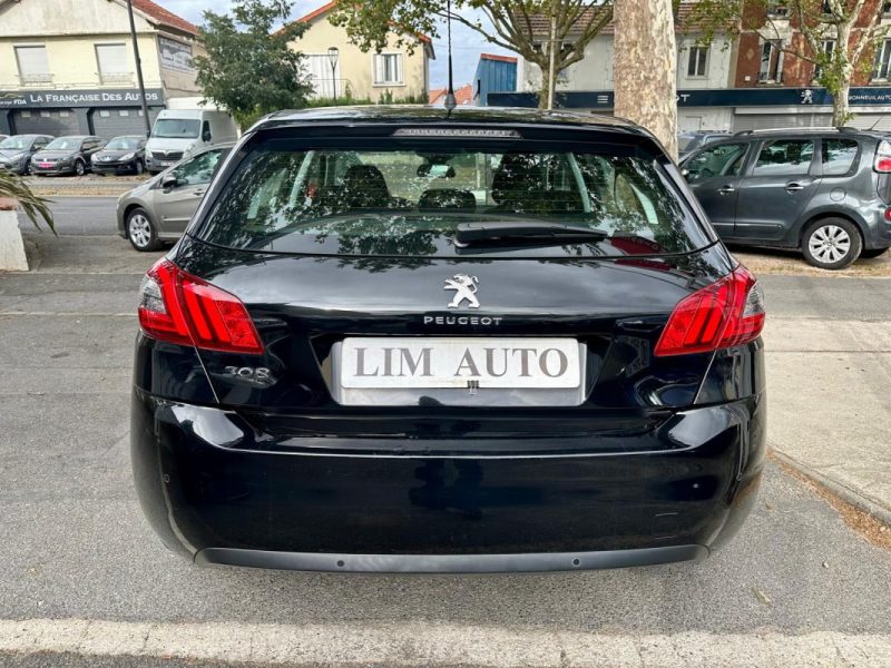 PEUGEOT 308 1.5 BlueHDI 130 ACTIVE EAT8 