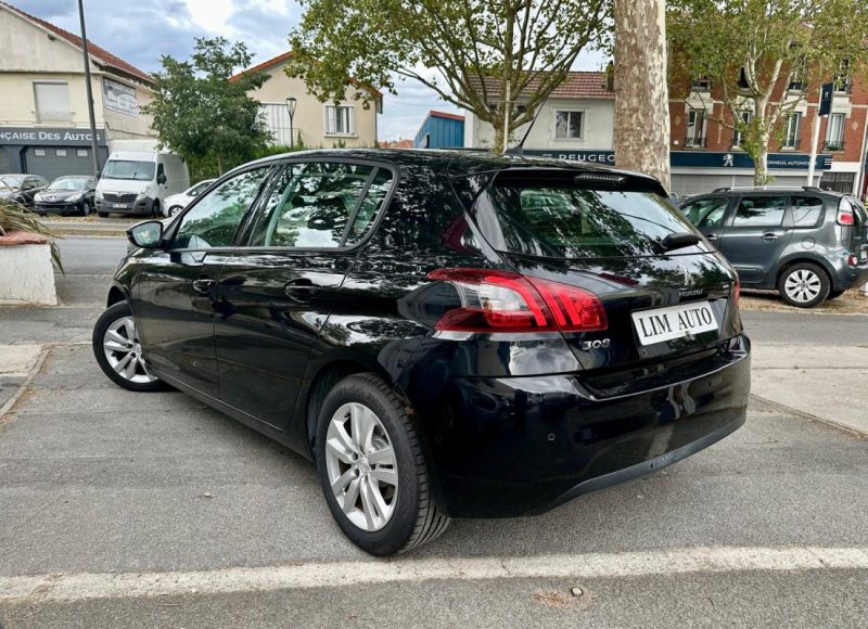 PEUGEOT 308 1.5 BlueHDI 130 ACTIVE EAT8 