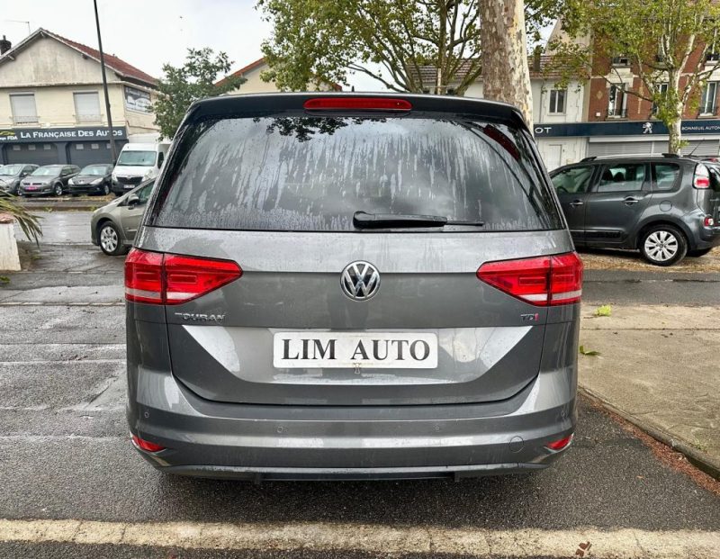 VOLKSWAGEN TOURAN 1.6 TDI 110 CONFORTLINE 7 Places