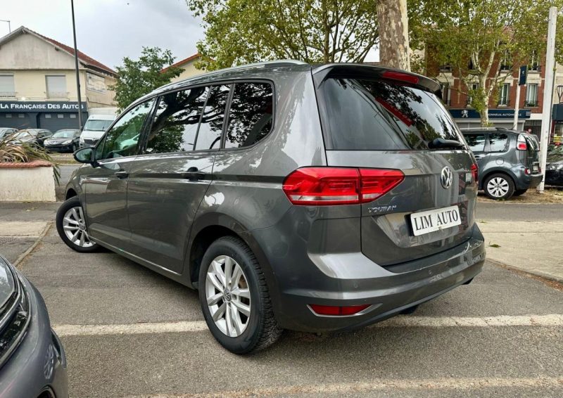 VOLKSWAGEN TOURAN 1.6 TDI 110 CONFORTLINE 7 Places
