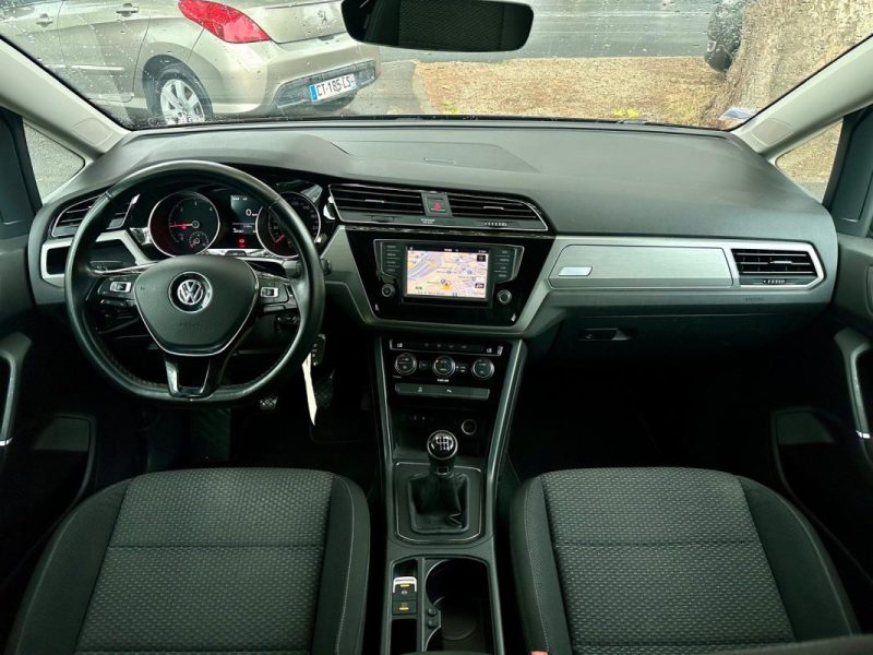 VOLKSWAGEN TOURAN 1.6 TDI 110 CONFORTLINE 7 Places