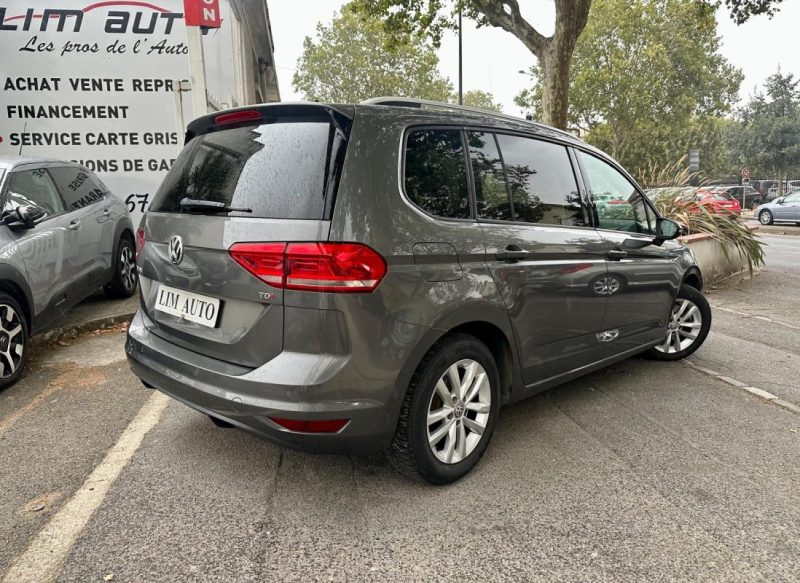 VOLKSWAGEN TOURAN 1.6 TDI 110 CONFORTLINE 7 Places