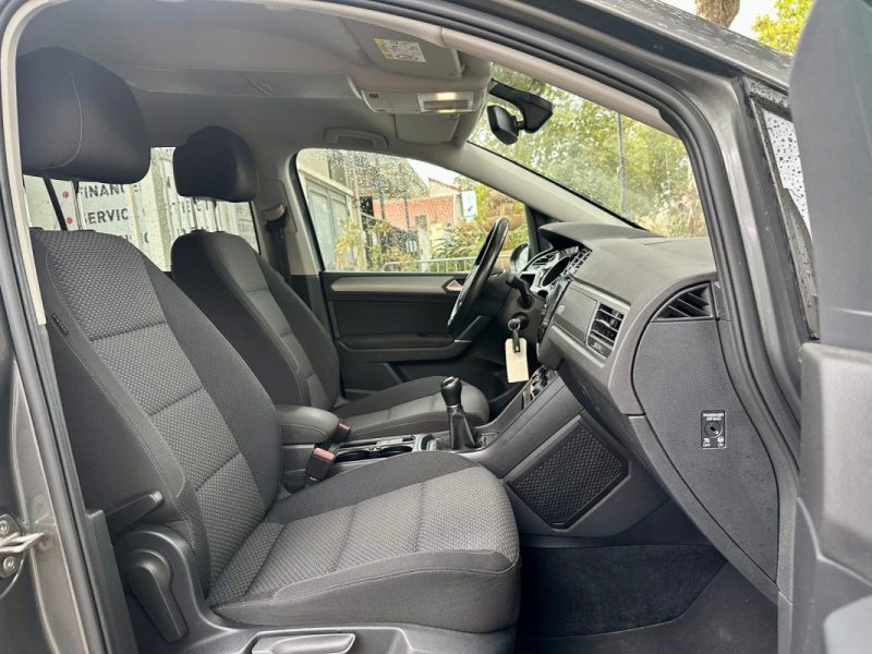 VOLKSWAGEN TOURAN 1.6 TDI 110 CONFORTLINE 7 Places