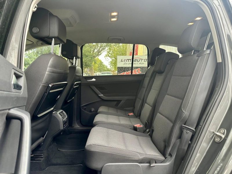 VOLKSWAGEN TOURAN 1.6 TDI 110 CONFORTLINE 7 Places