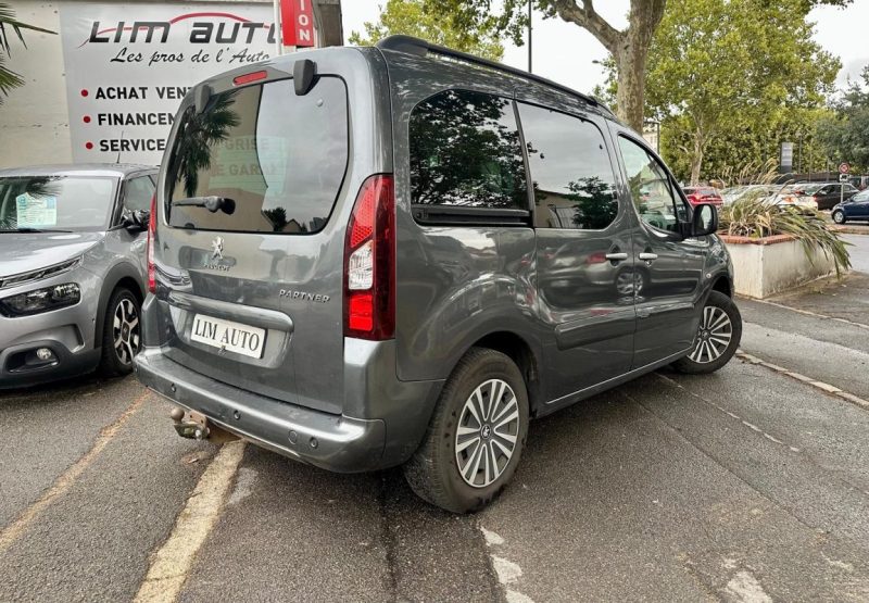 PEUGEOT PARTNER TEPEE 1.6 BlueHDI 100 STYLE 