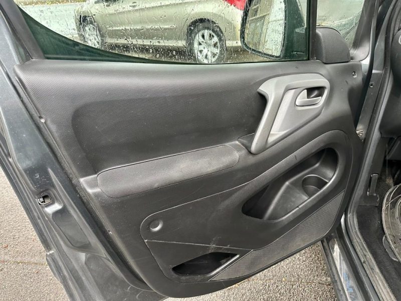 PEUGEOT PARTNER TEPEE 1.6 BlueHDI 100 STYLE 