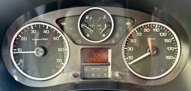 PEUGEOT PARTNER TEPEE 1.6 BlueHDI 100 STYLE 