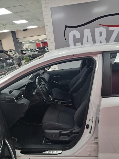 TOYOTA COROLLA BERLINE HYBRIDE 1.8 DYNAMIC BUSINESS 122cv/1 ERE MAIN/TVA RECUPERABLE