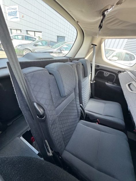RENAULT GRAND SCENIC  1.5 DCI 110CH EXPRESSION BVA 7 PLACES 2010 GARANTIE 