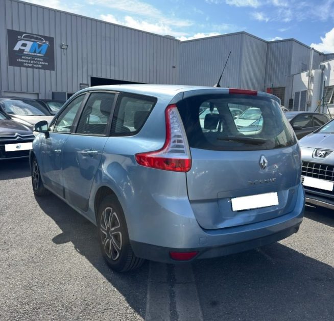RENAULT GRAND SCENIC  1.5 DCI 110CH EXPRESSION BVA 7 PLACES 2010 GARANTIE 