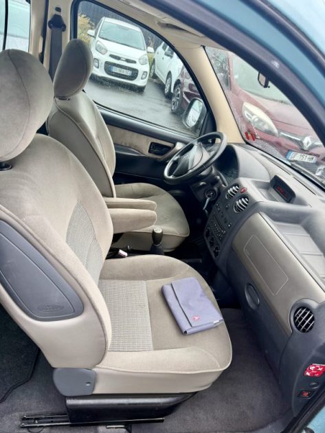 CITROEN BERLINGO 1.6 110CH COLLECTION Handicapé 4 places